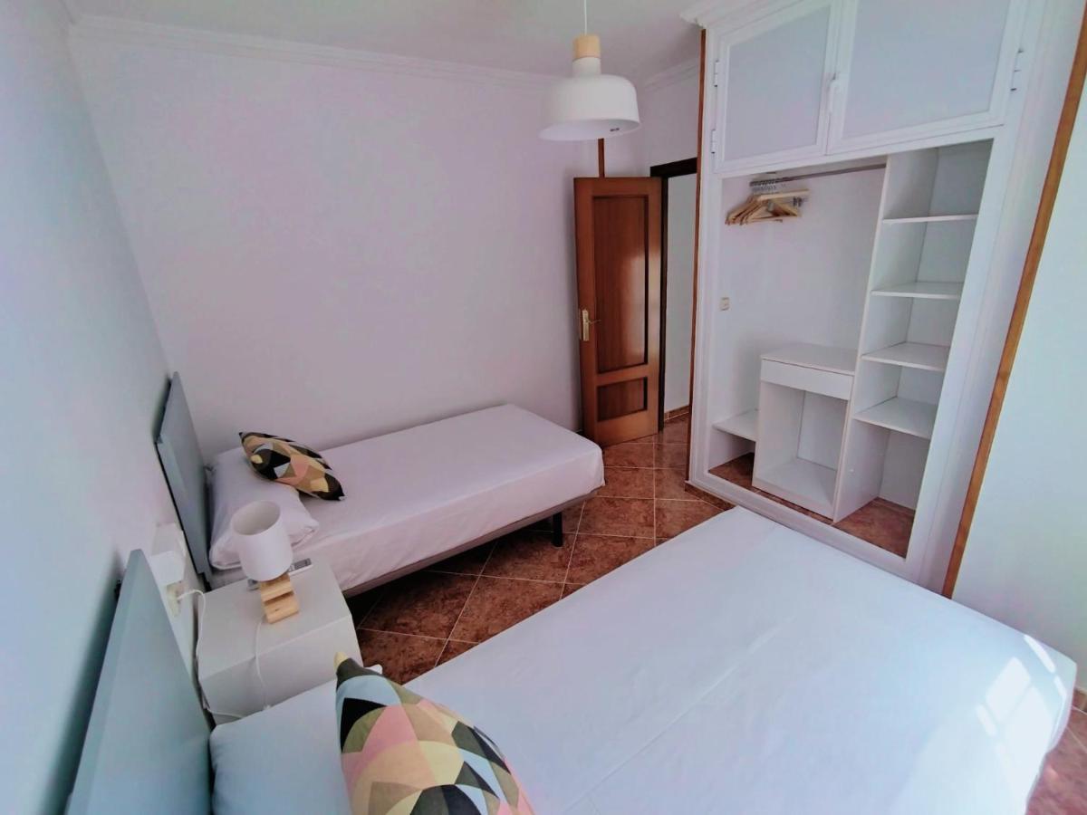 Casa Playa, Terraza Y Garaje Lägenhet Nerja Exteriör bild