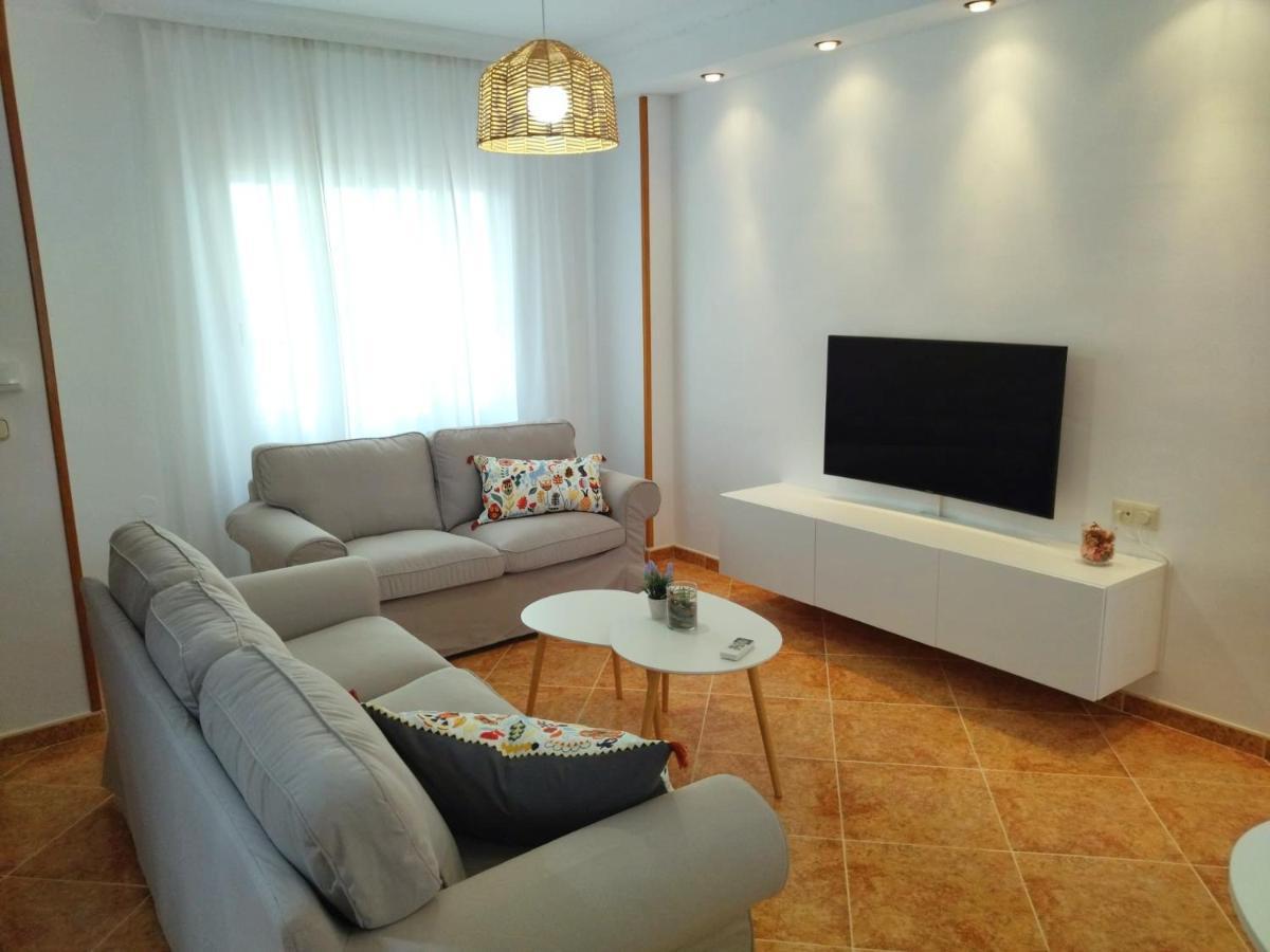 Casa Playa, Terraza Y Garaje Lägenhet Nerja Exteriör bild